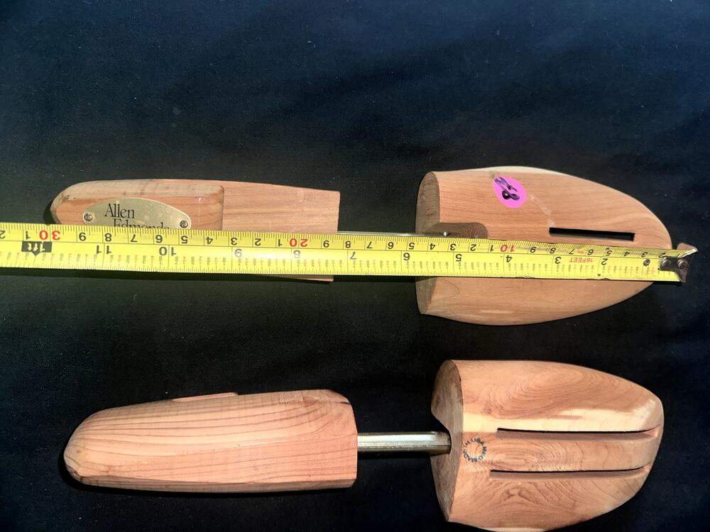 No.87 Allen Edmonds Cedar Wood Shoe Trees